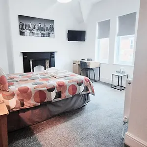 The Burford Hideaway Guest house